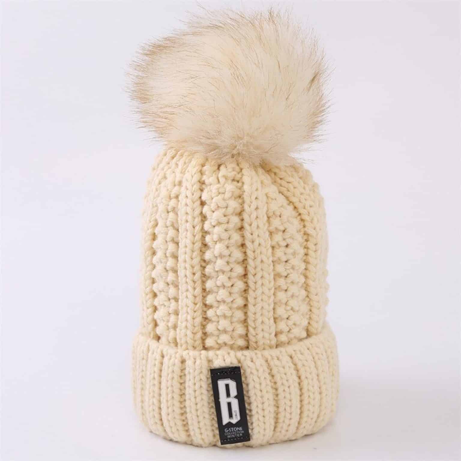 Pom Pom Beanie Pom Pom Beanie Wine red Beige