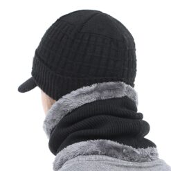 Scarf and Beanie Set For Men3
